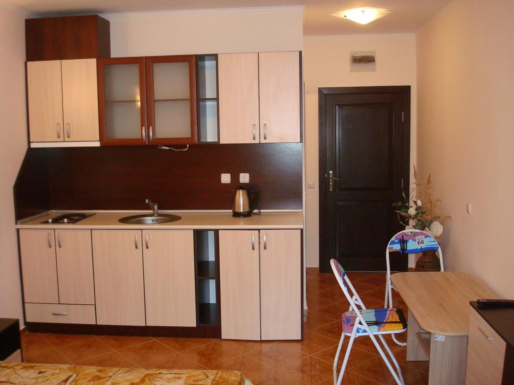 ساني بيتش Saint Elena Apartcomplex المظهر الخارجي الصورة