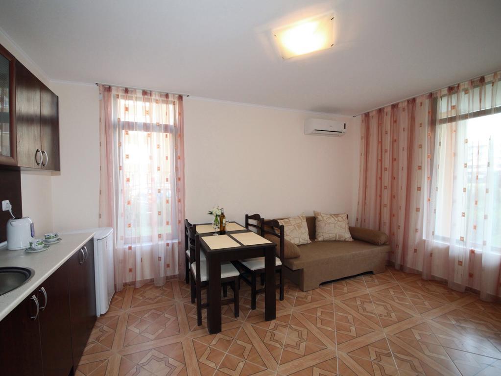 ساني بيتش Saint Elena Apartcomplex المظهر الخارجي الصورة