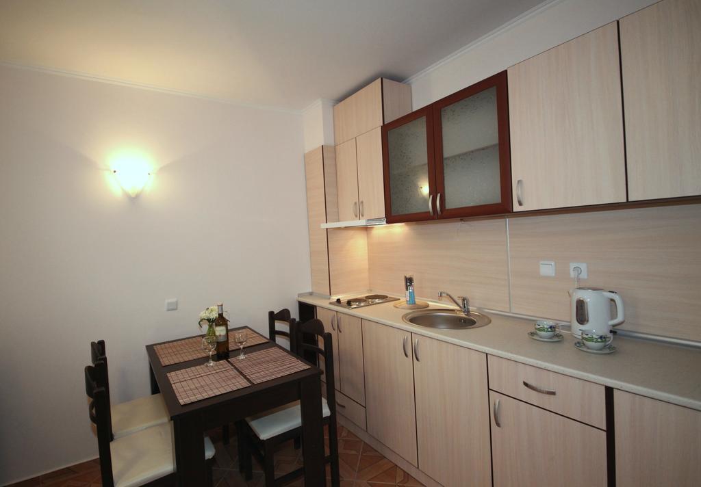 ساني بيتش Saint Elena Apartcomplex المظهر الخارجي الصورة