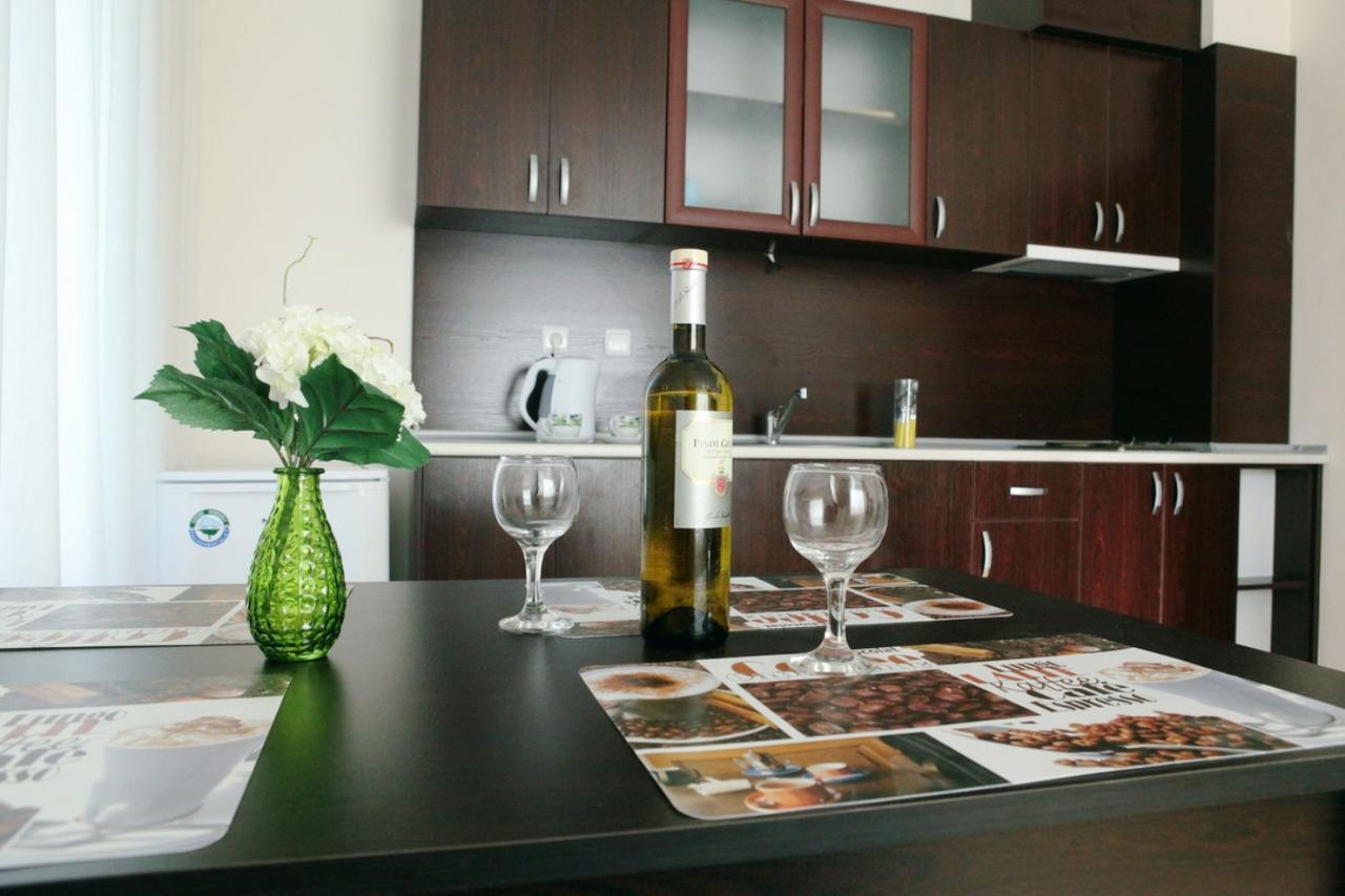 ساني بيتش Saint Elena Apartcomplex المظهر الخارجي الصورة