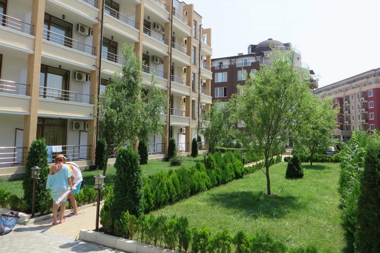 ساني بيتش Saint Elena Apartcomplex المظهر الخارجي الصورة